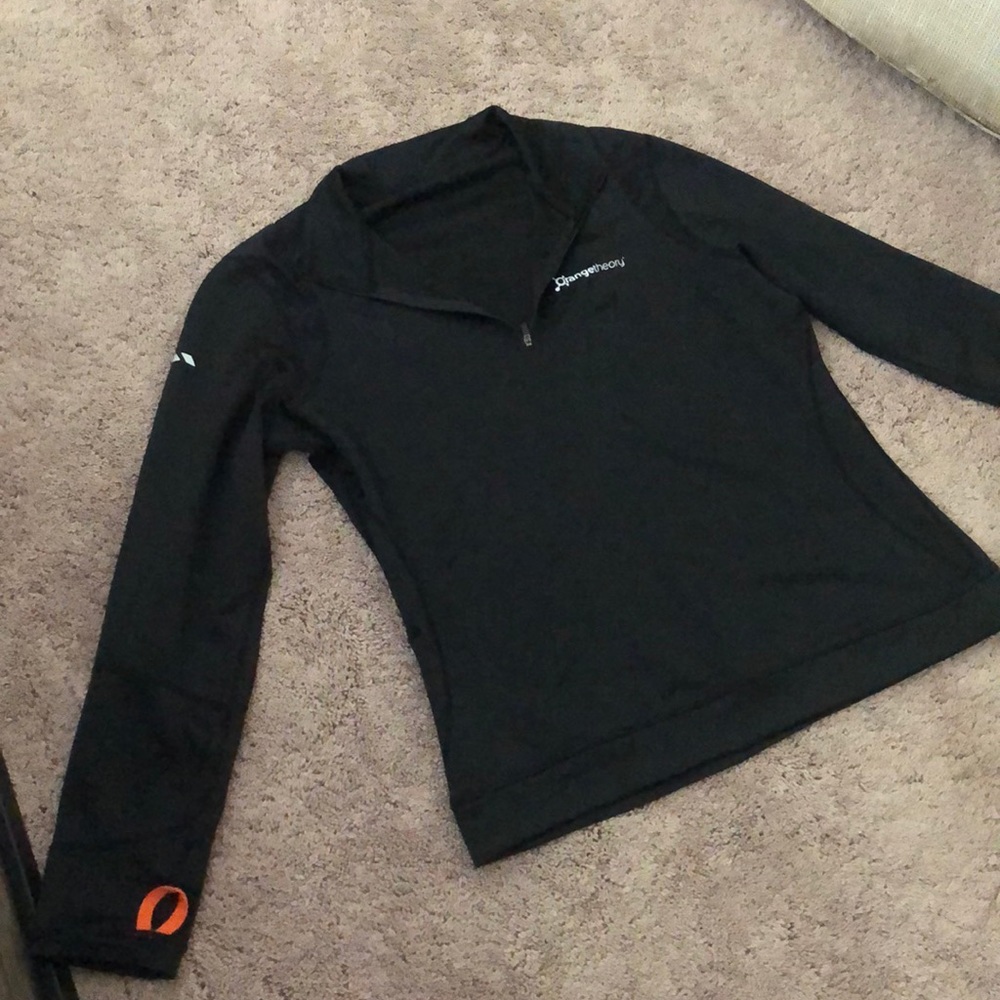 M Orangetheory Fitness 3/4 zip with thumb holes